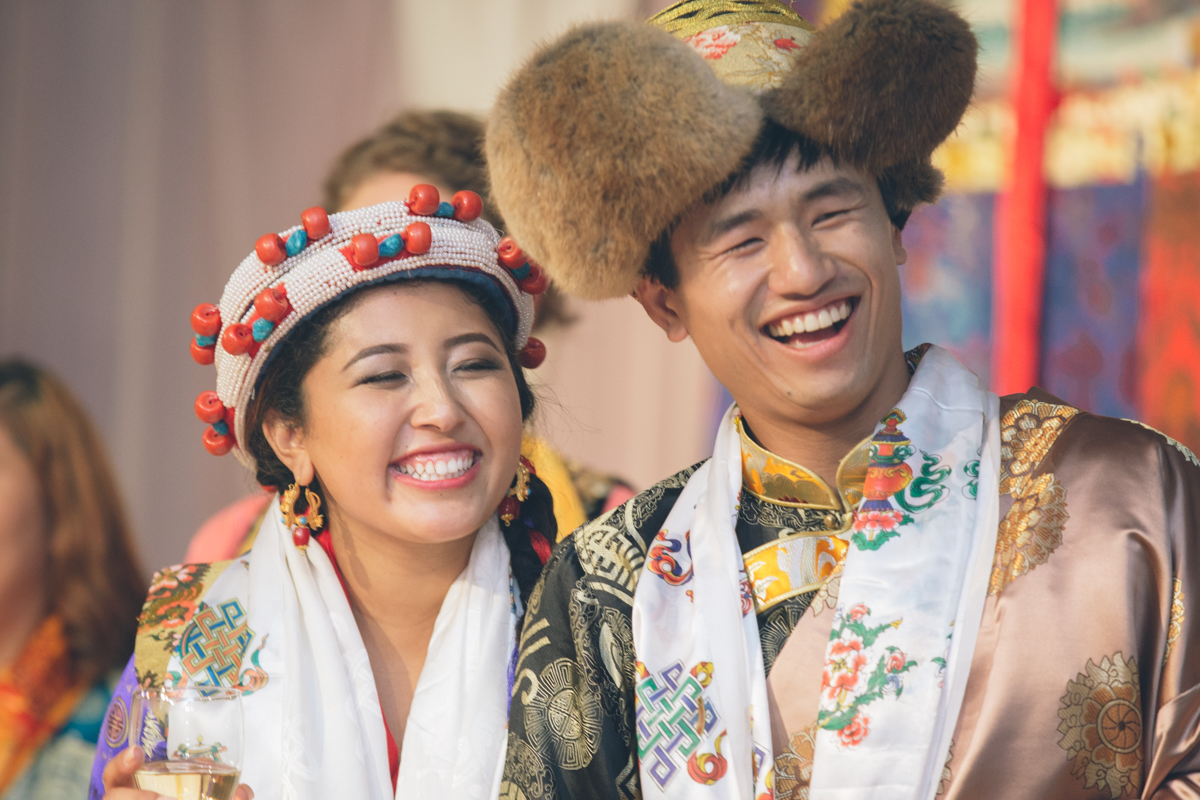 tibetan wedding | Tibetan clothing, Couple dress, History fashion